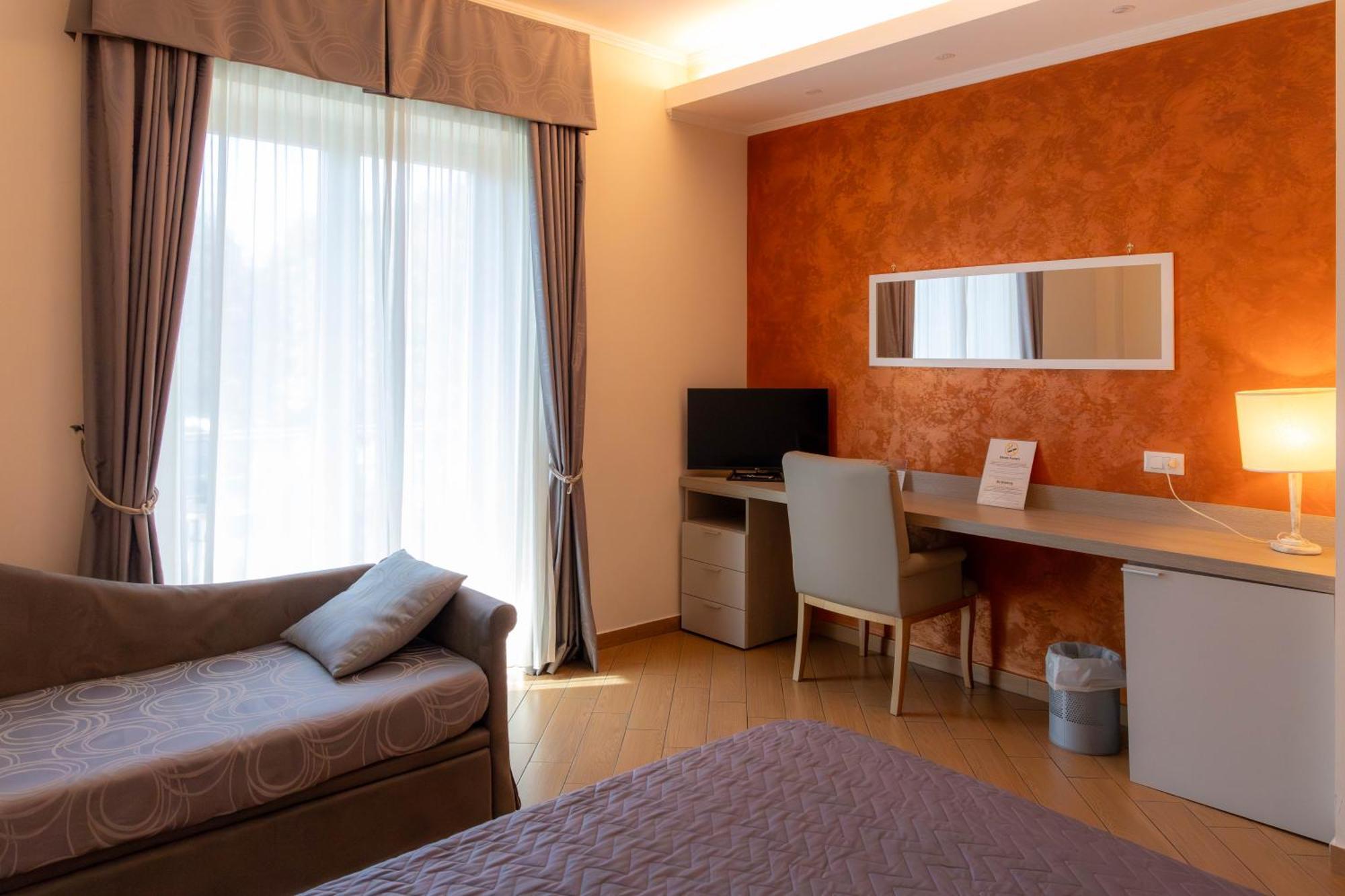 Hotel Porto Di Claudio Fiumicino Esterno foto